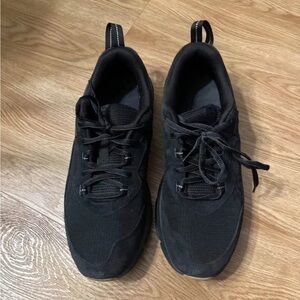 Size 10.5 - Under Armour Charged Verssert 2 Black